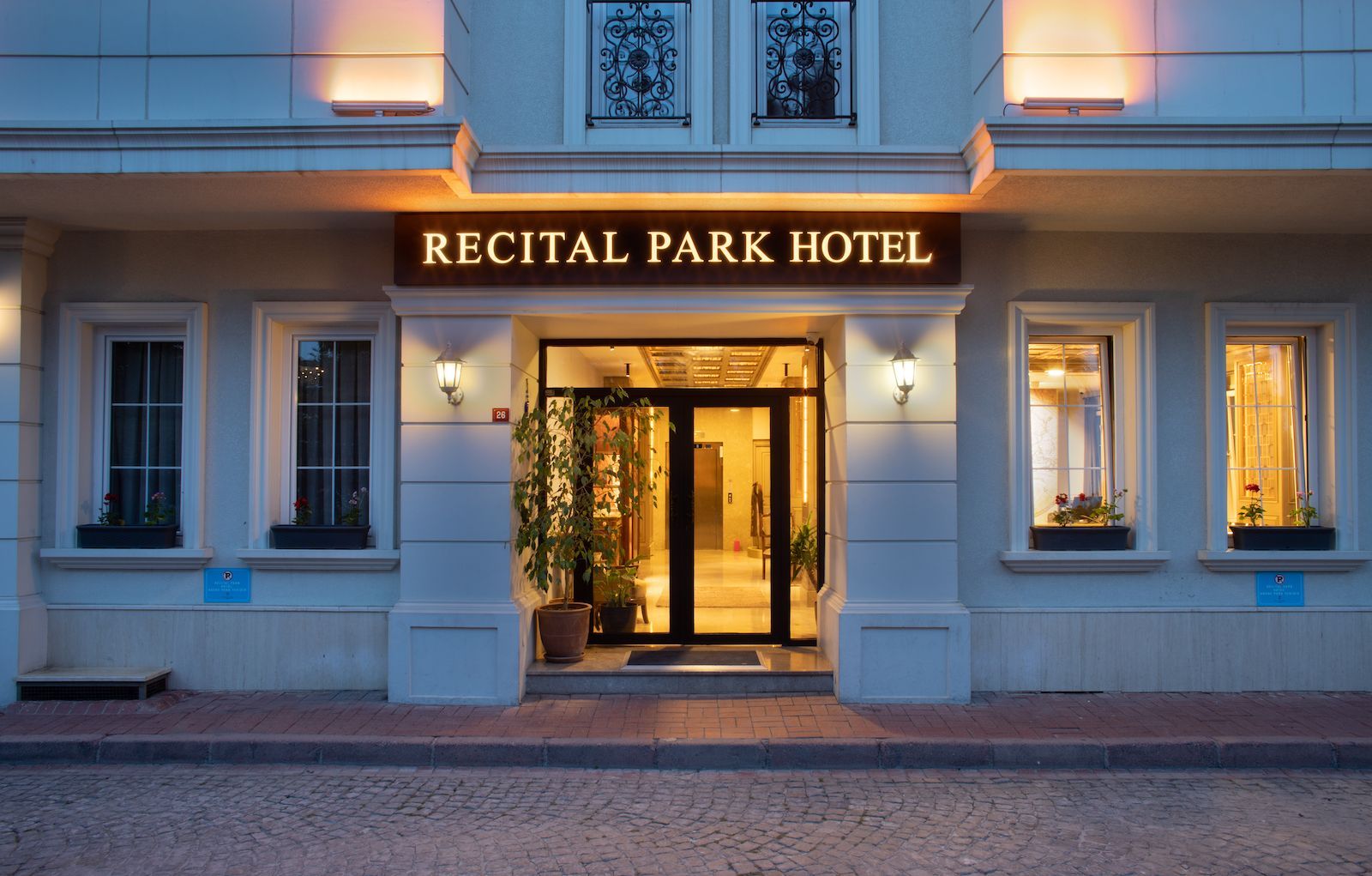 Recital Park Hotel