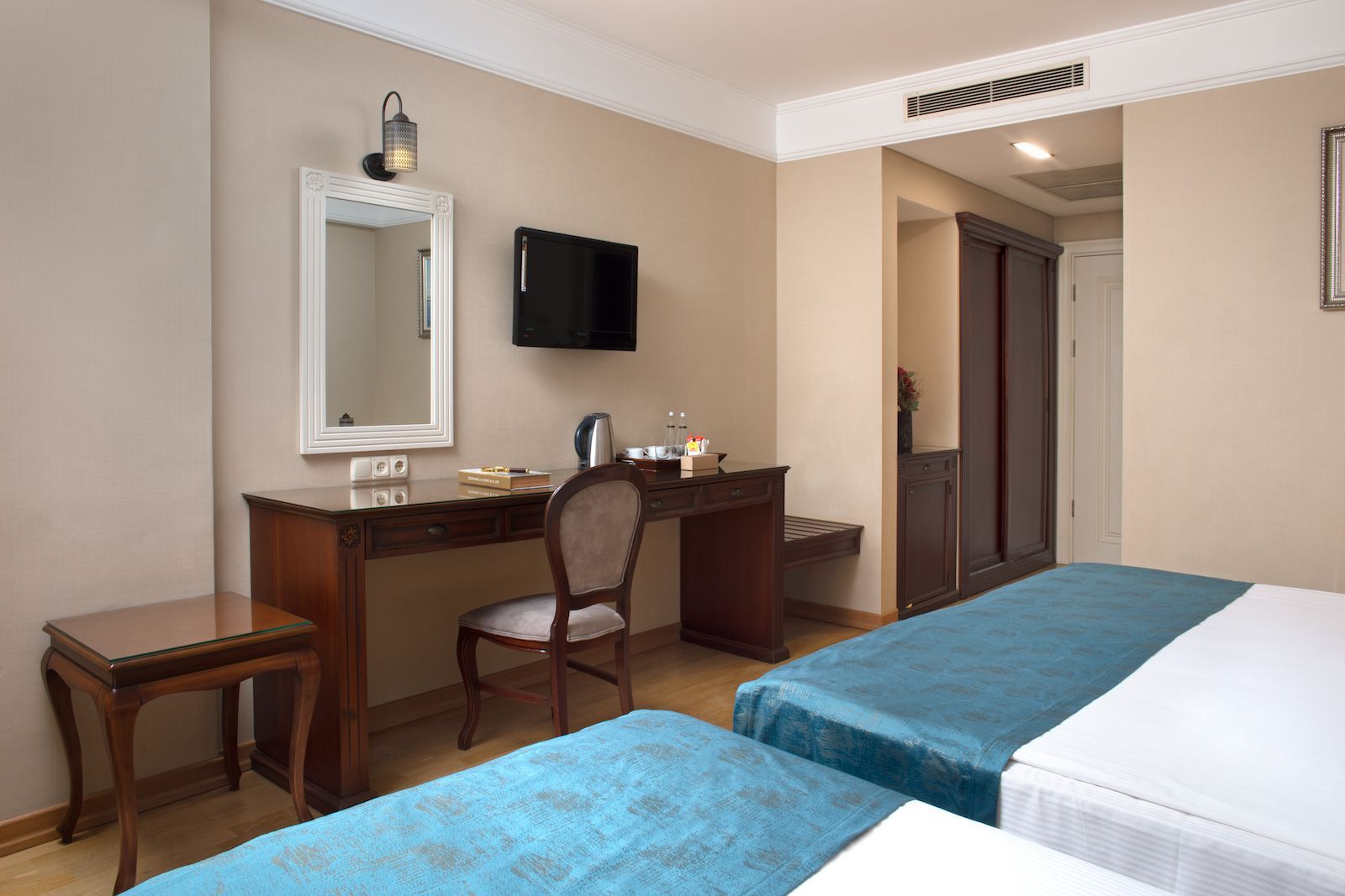 Recital Hotel
