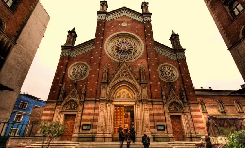 ST. ANTOINE CHURCH