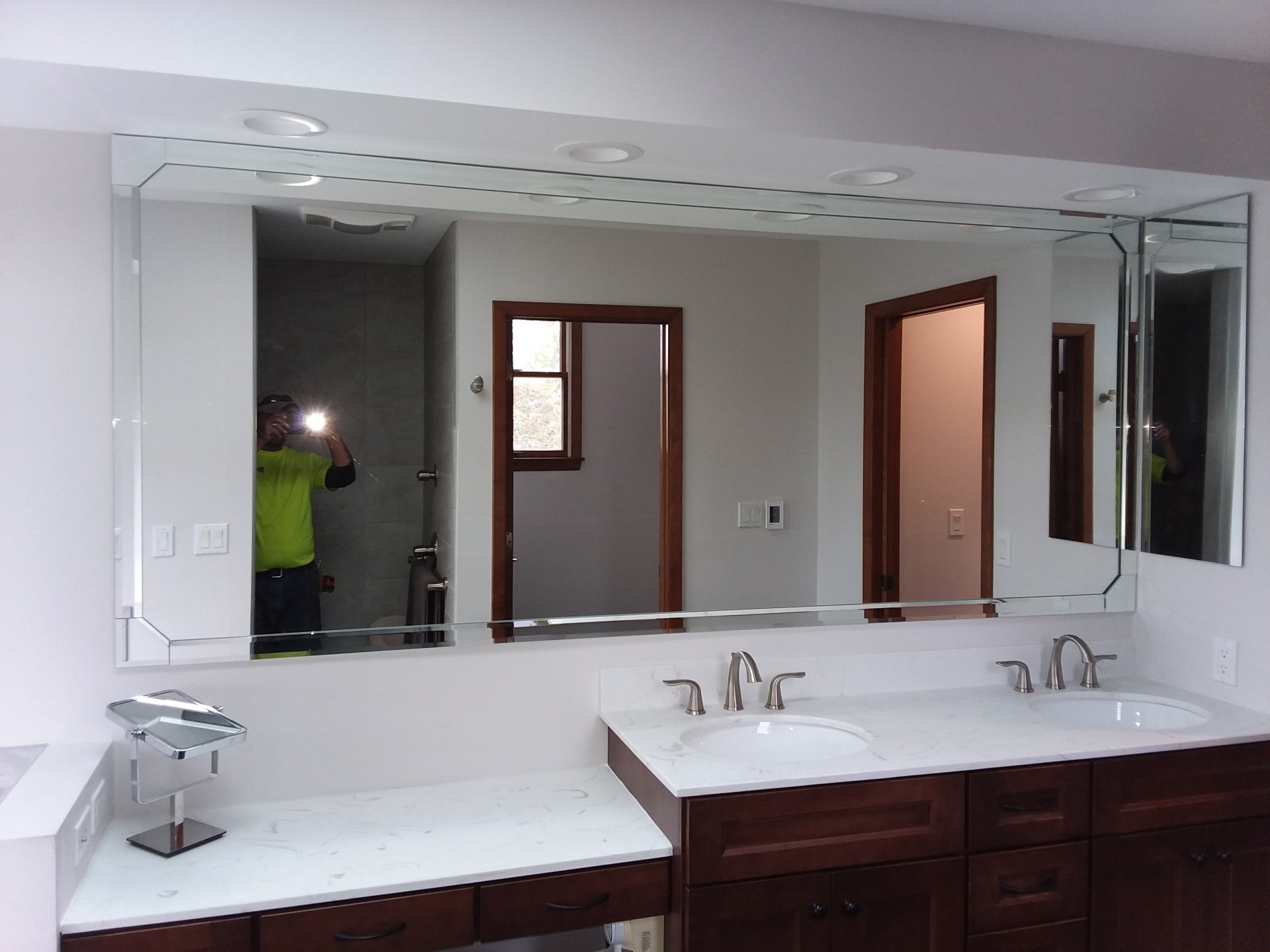 Services Premier Glass Co. Bradley, Illinois