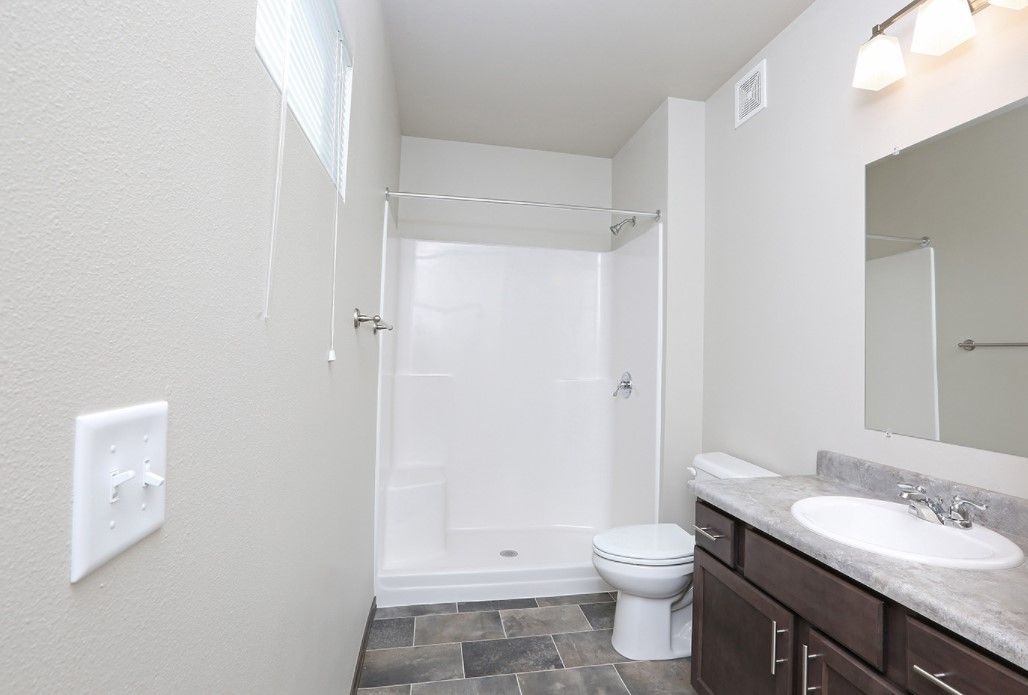 120 Flats - Image 1