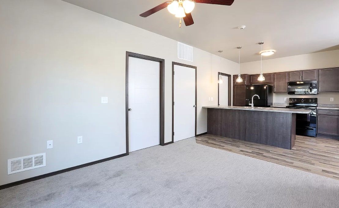 120 Flats - Image 6
