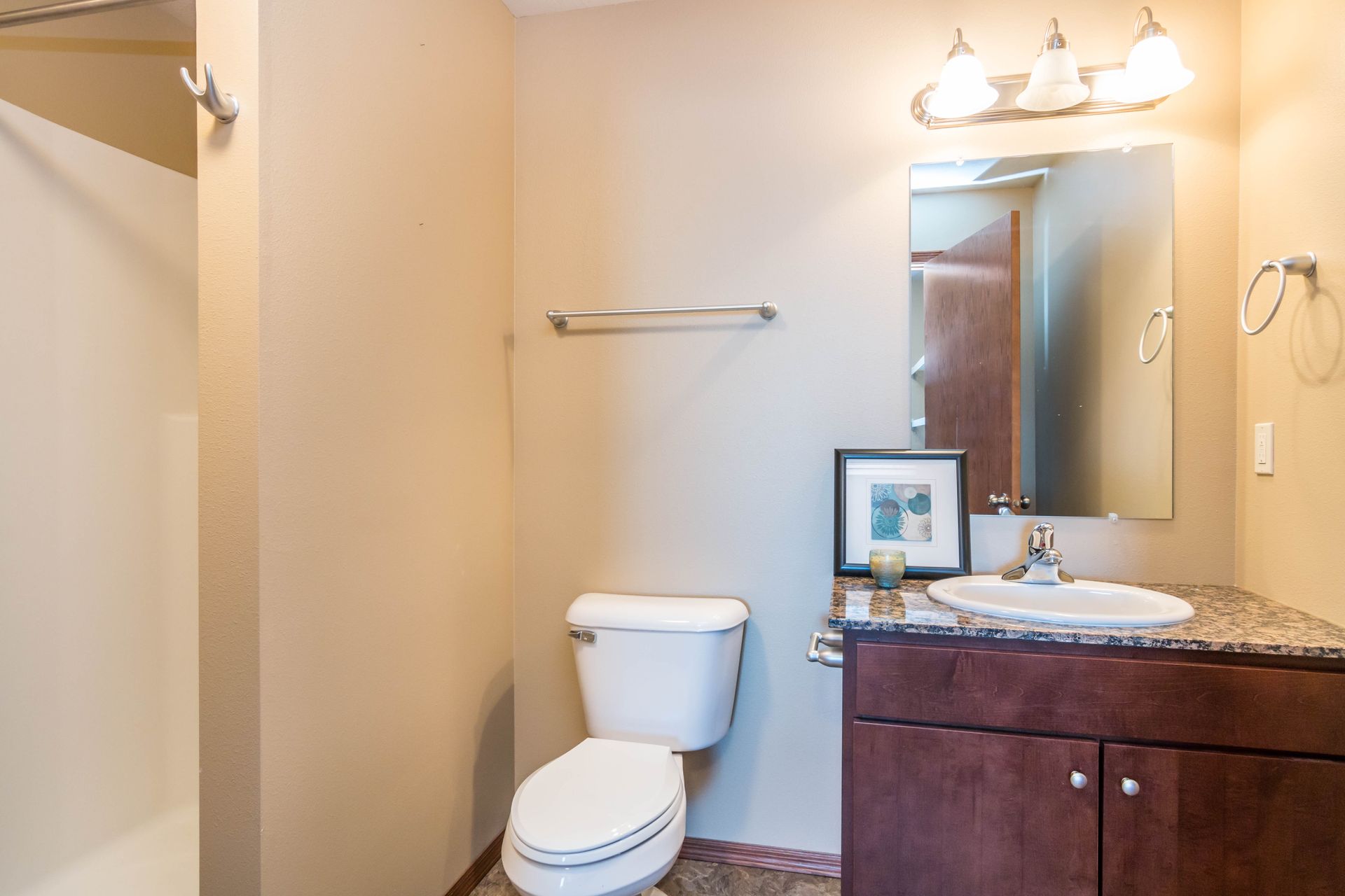 Prairie Vista Apartments - Image 12