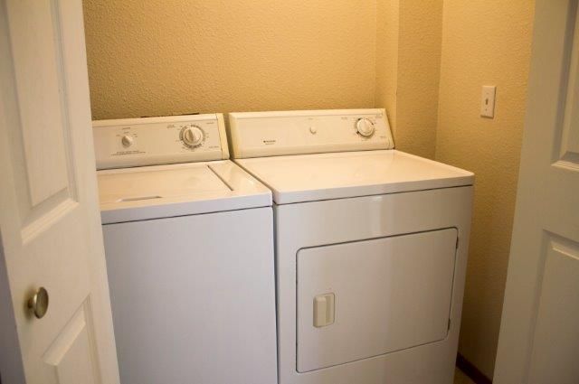 Village Square Apartments - Image 12