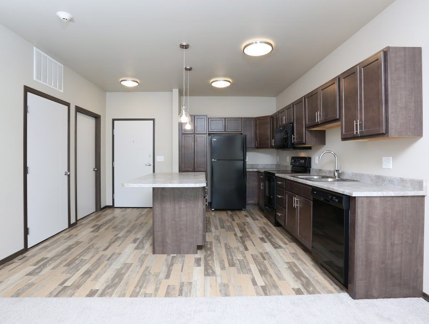 120 Flats - Image 1