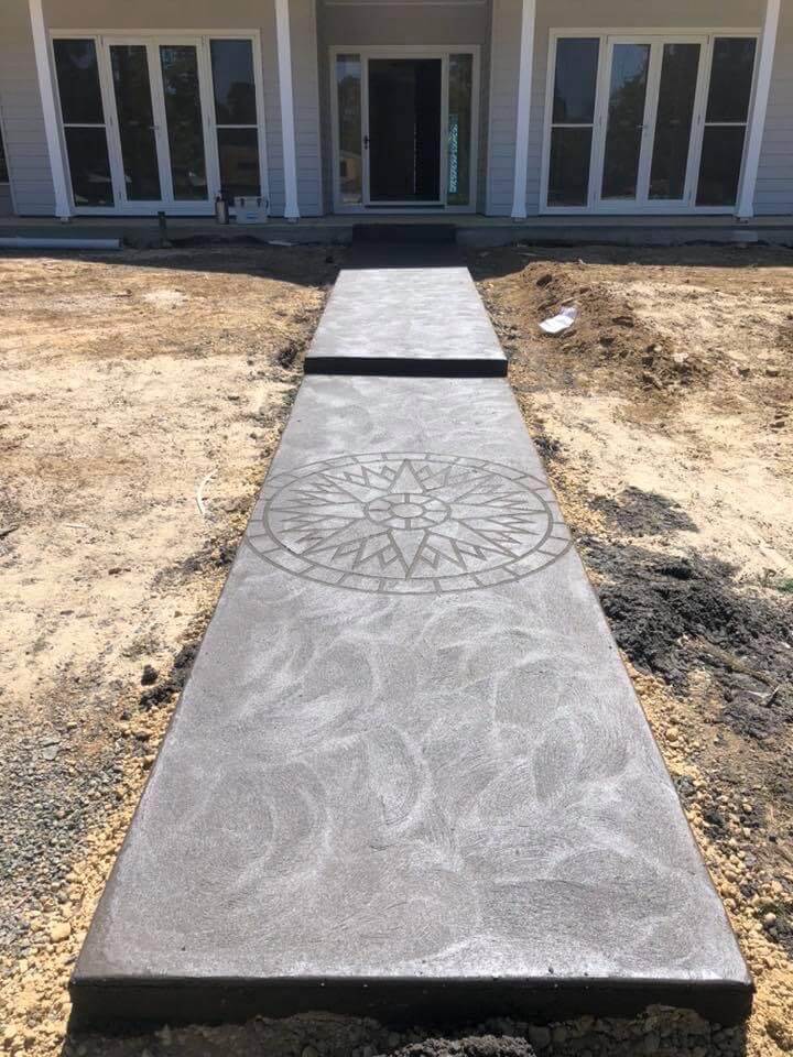 Walkway with Design in the Middle - Concreting in Southern Highlands, NSW