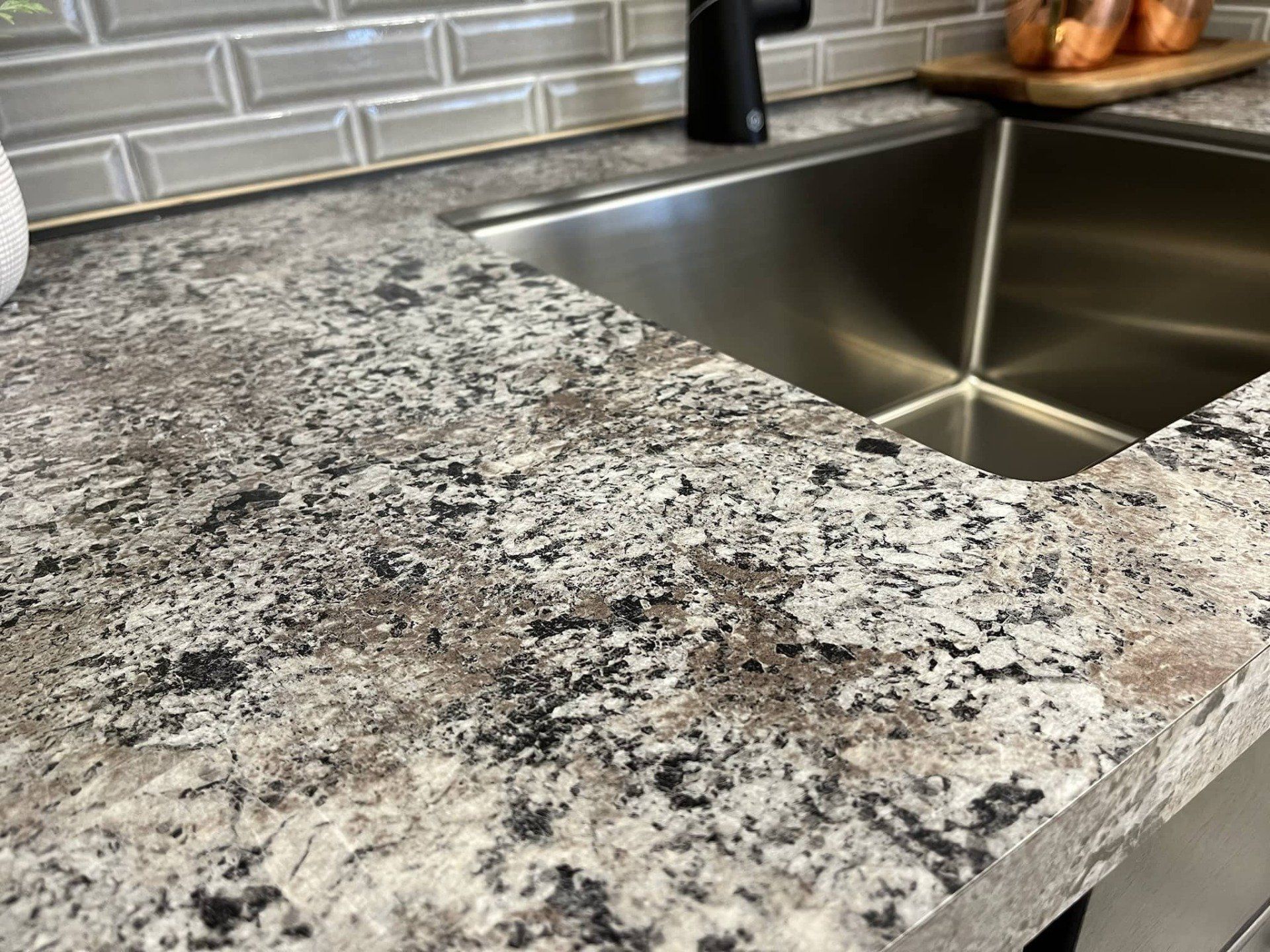 Laminate countertops in Lancaster, NY