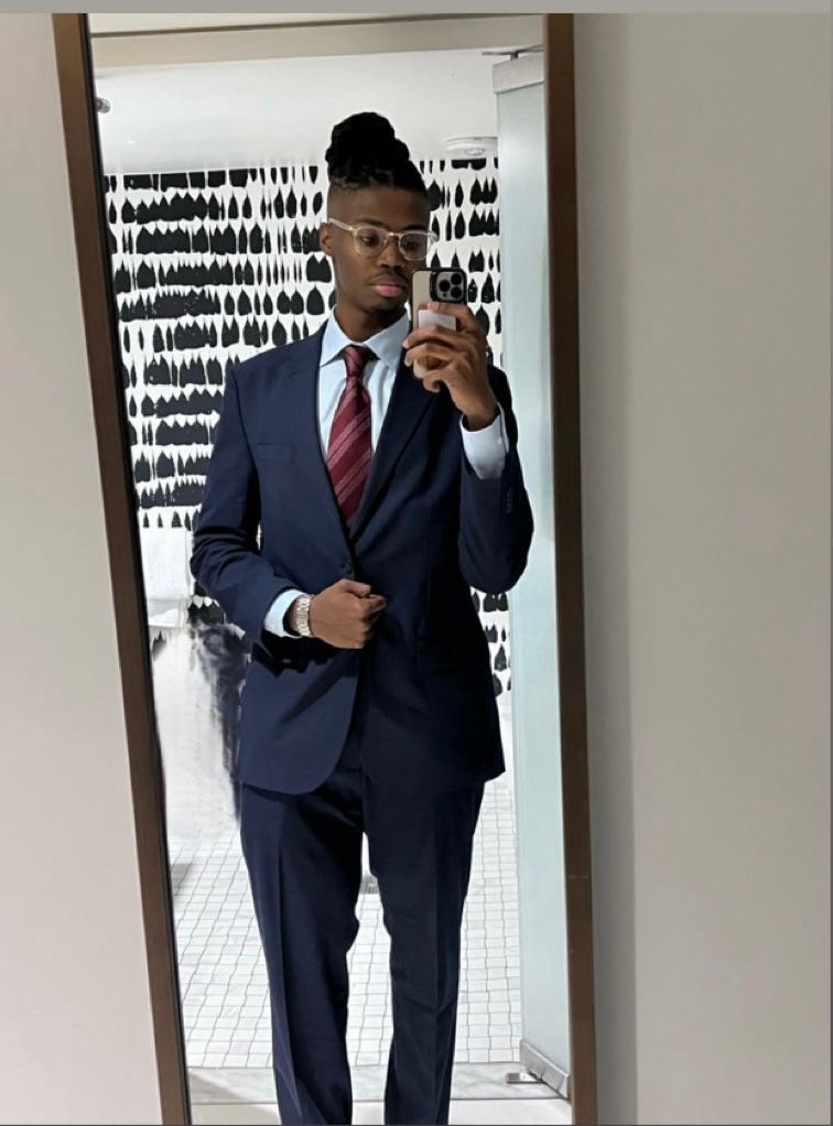 KC is a first-generation Nigerian-American osteopathic medical student who's path to medicine was shaped by his interest in neuroscience. 

His message to others is to not let fear of other people's expecttations stop you from embracing who you are. 

Read more about KC and his journey on our instagram page! 