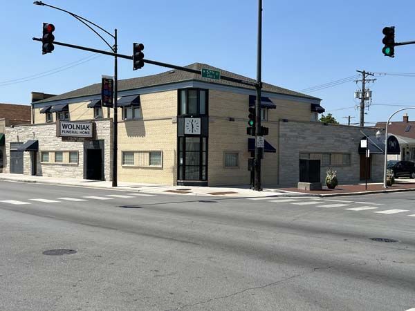 Exterior of Wolniak Funeral Home highlighting a respectful, welcoming place for remembrance