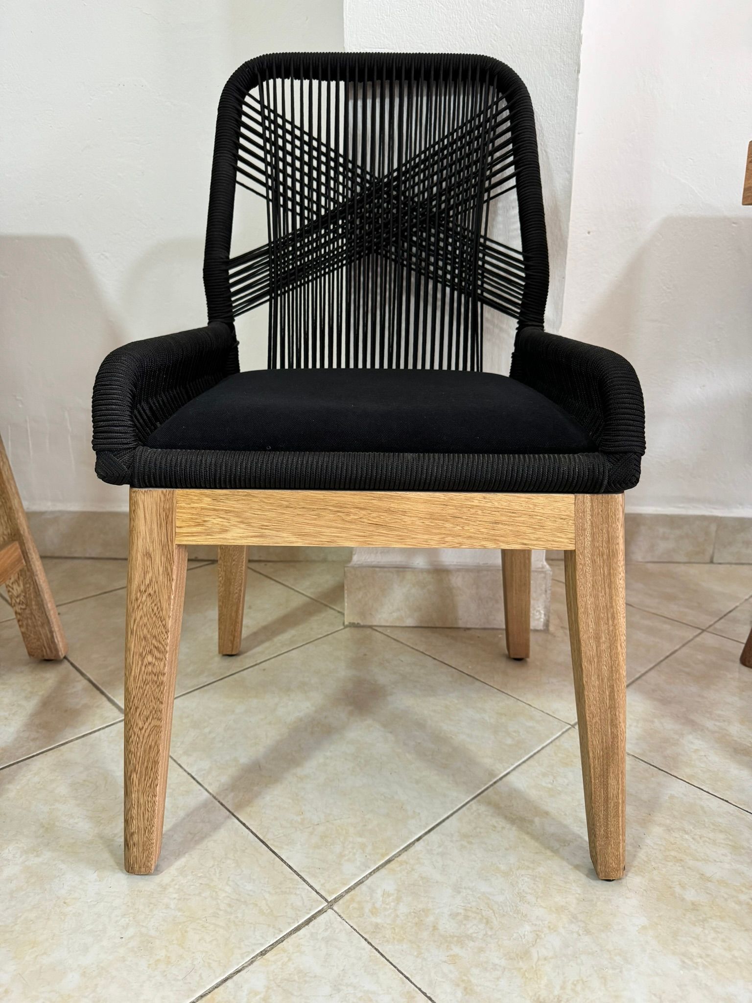 Sillas  en madera