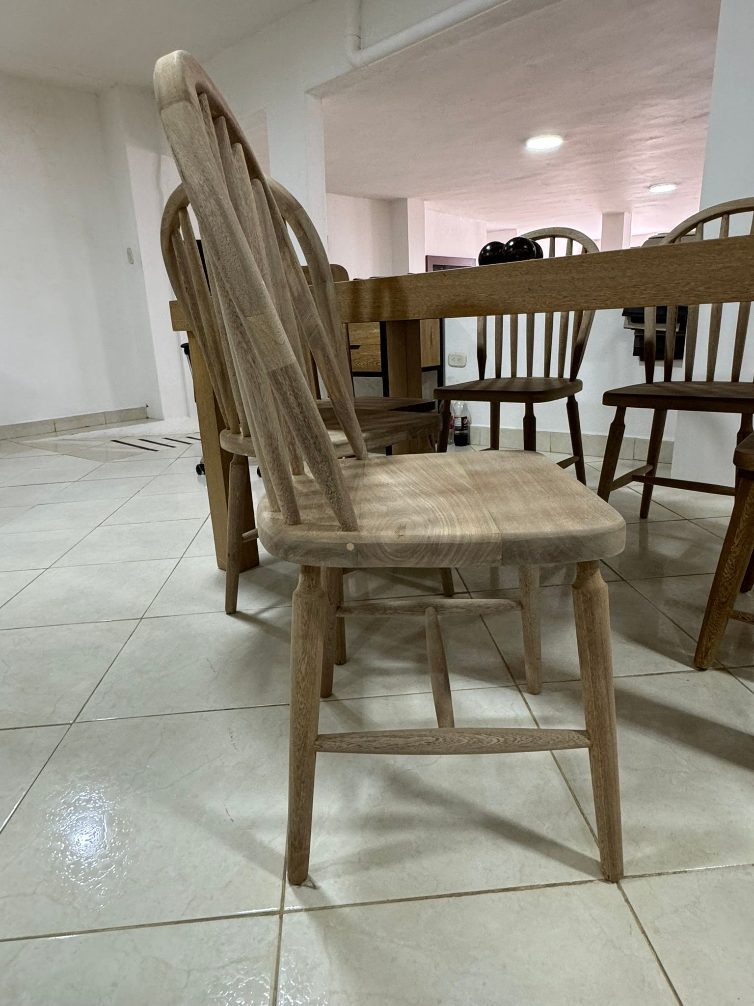 Sillas  en madera
