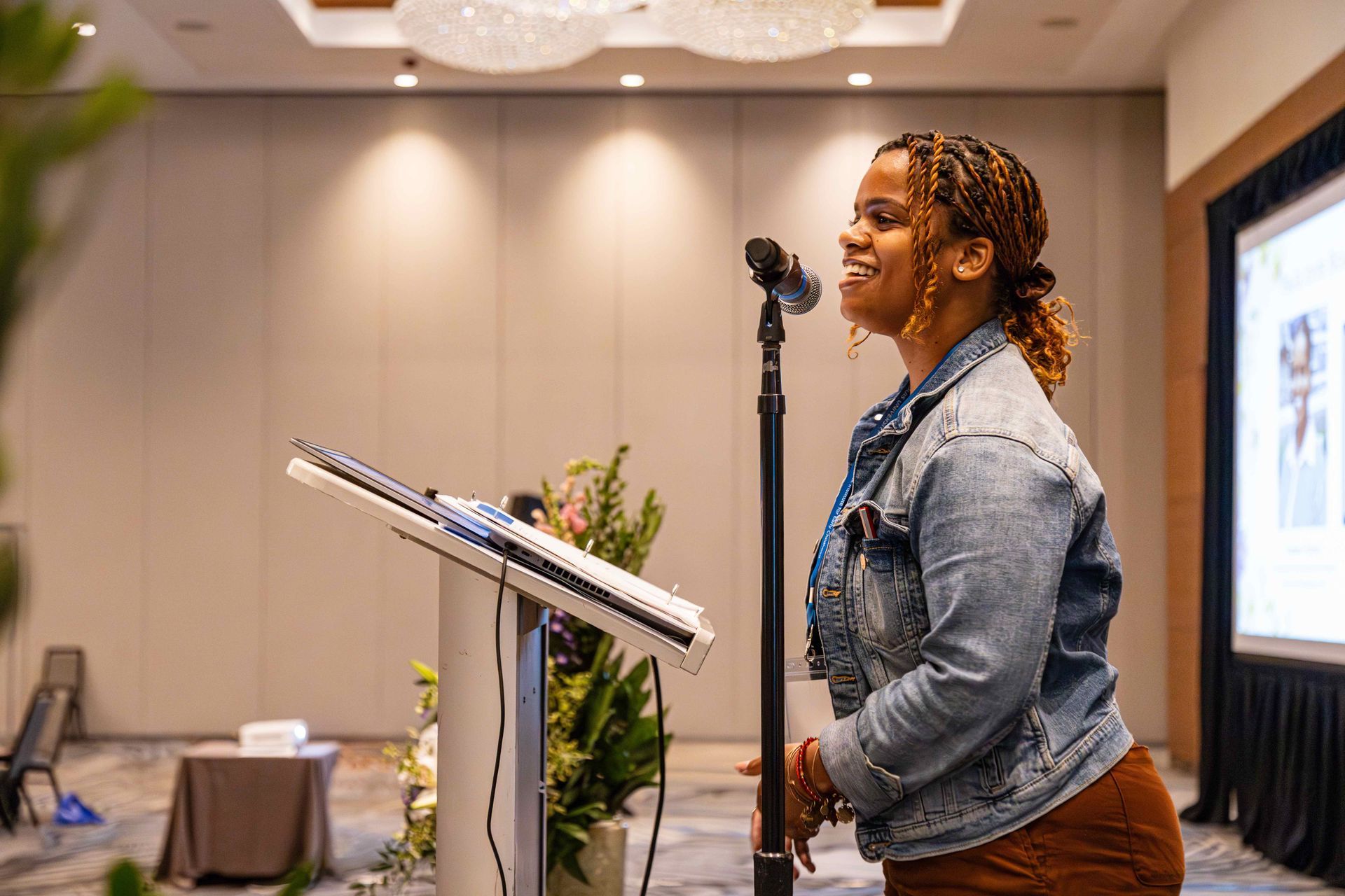 Shadeen Holmes