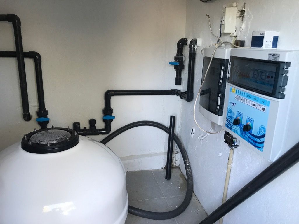 installation de local technique piscine, filtration piscine, filtre piscine