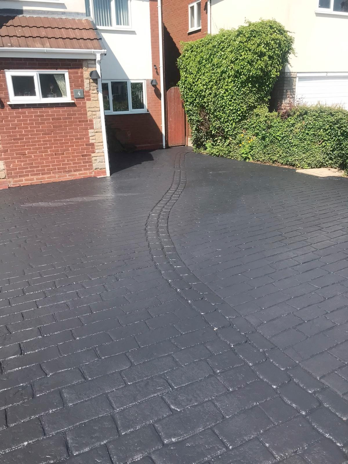 Clean Driveway Driveway cleaning & Driveway sealing