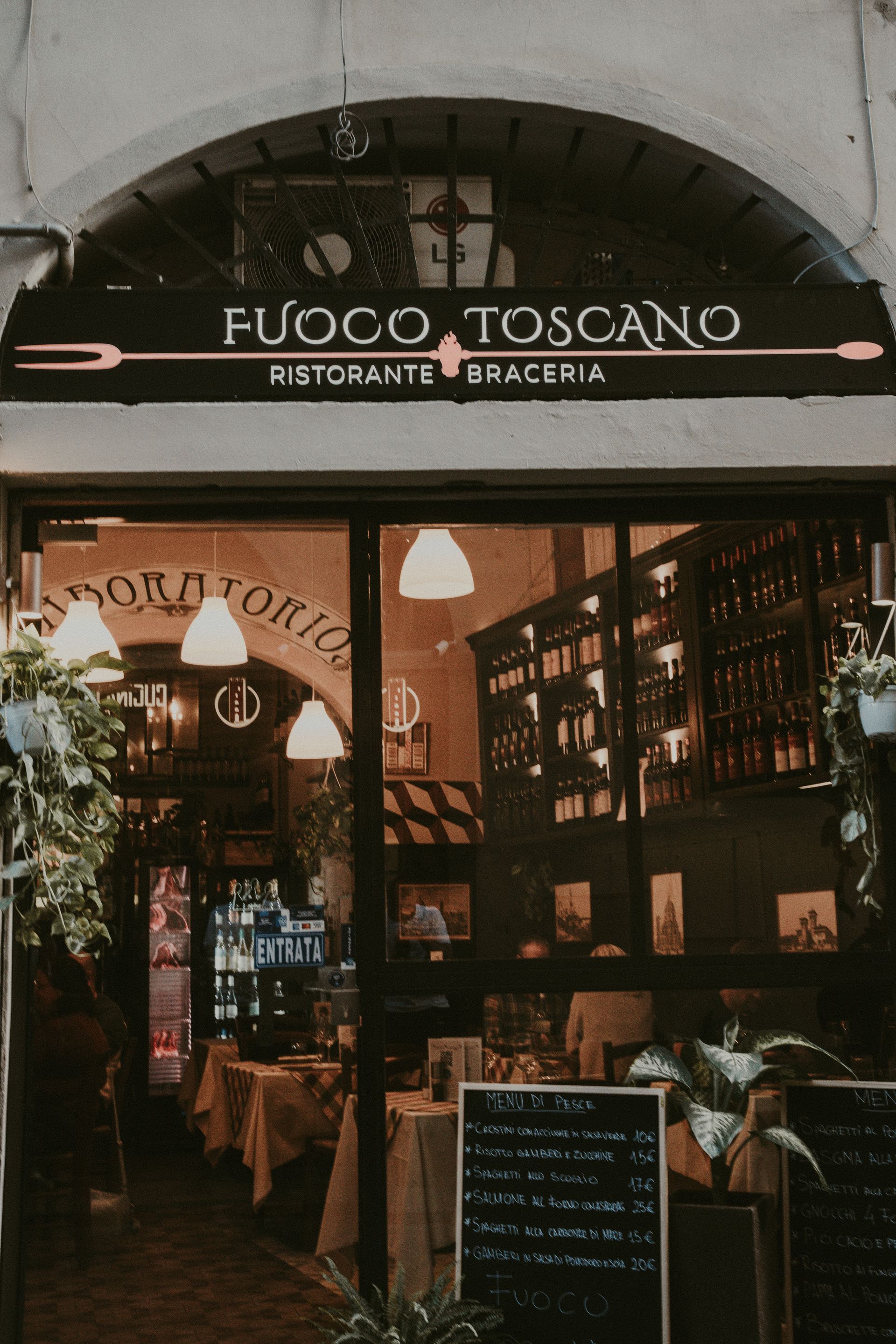 Esterno del ristorante