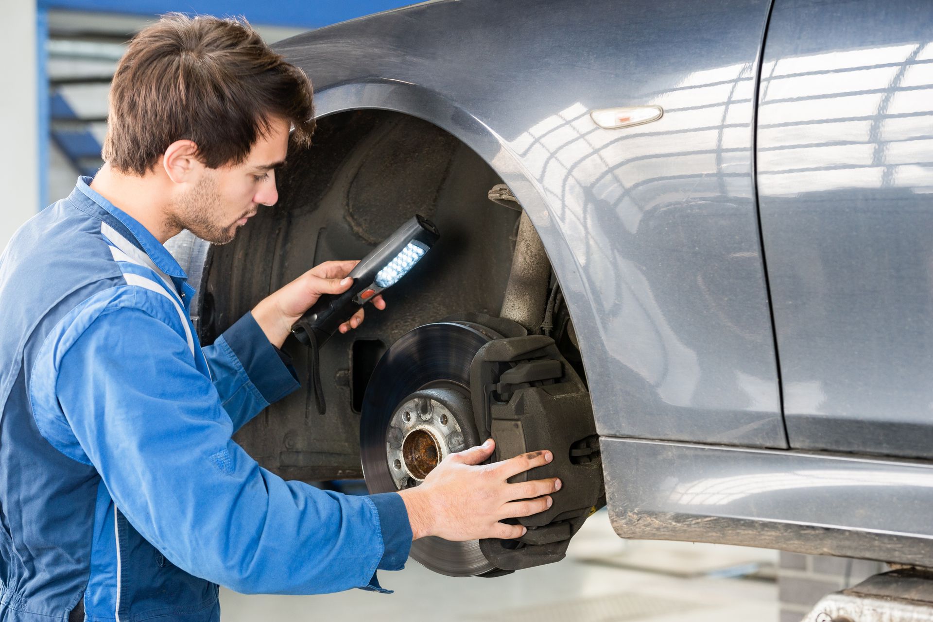 How Do You Know If Your Front or Rear Brakes Are Bad? | America's Service Station