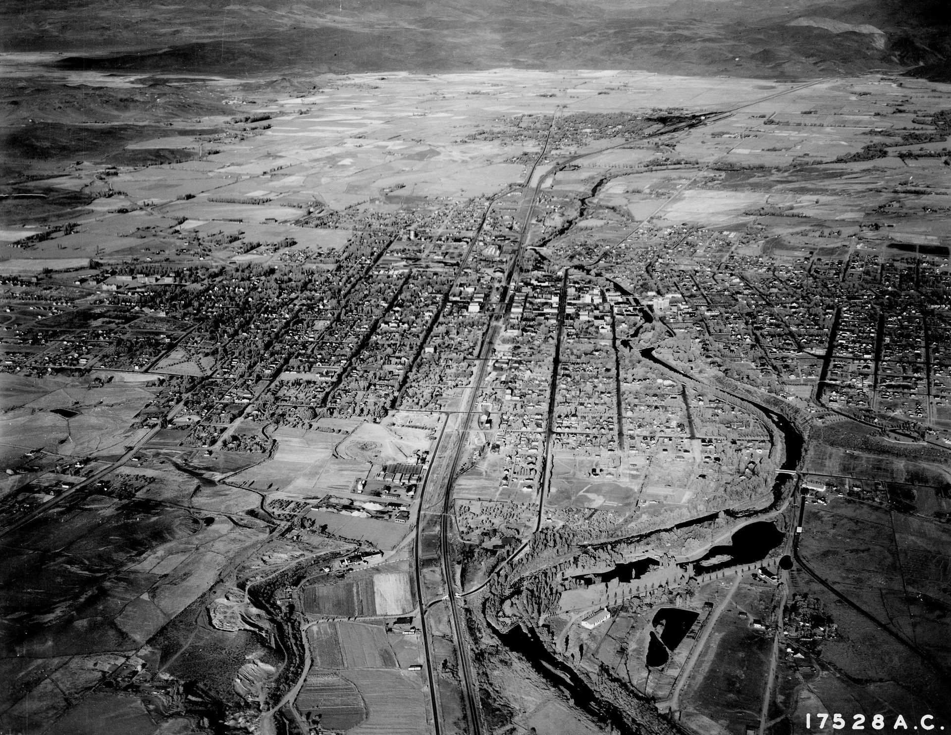 Aerial view of Reno, NV in 1925.