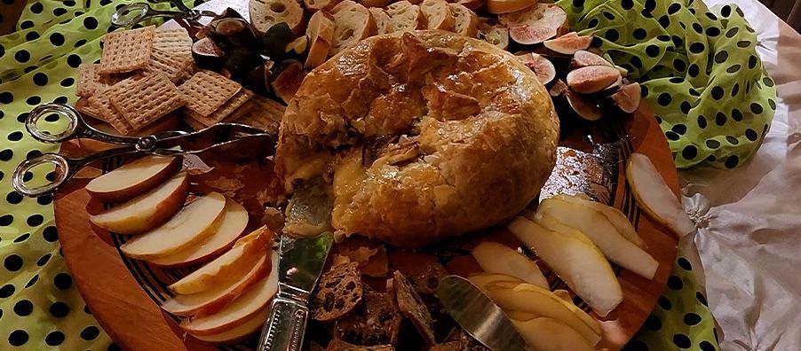 Baked brie platter in bexx secret garden