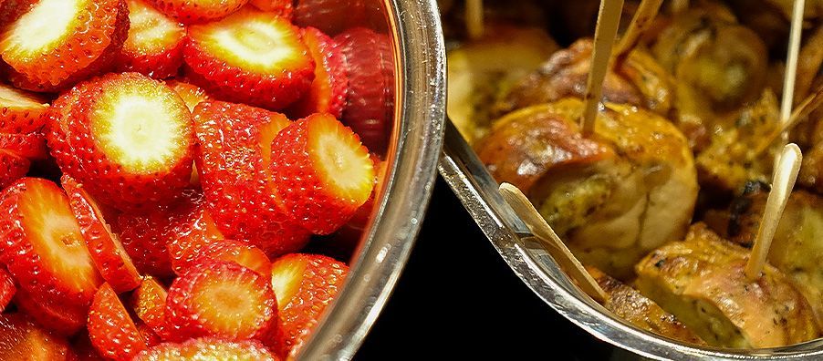Strawberries and citrus chicken bites at bexx secret garden