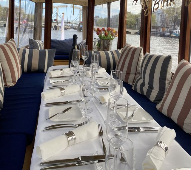 private dinner cruise Amsterdam