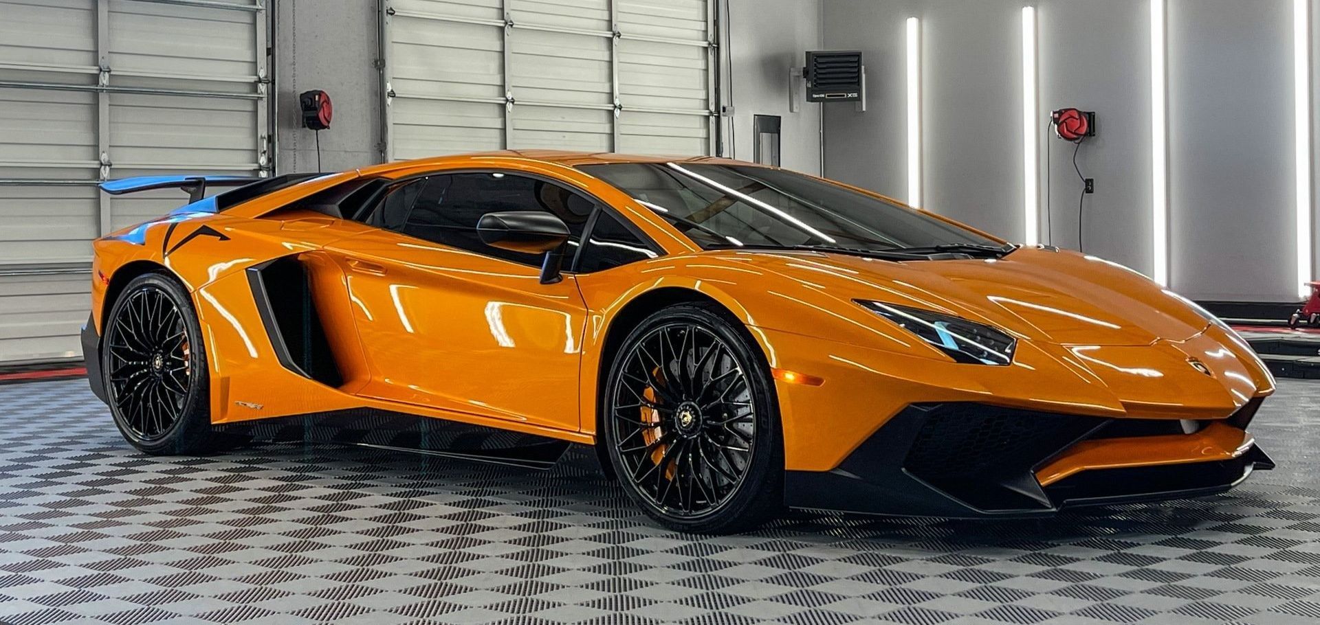 a car that needs professional window tinting