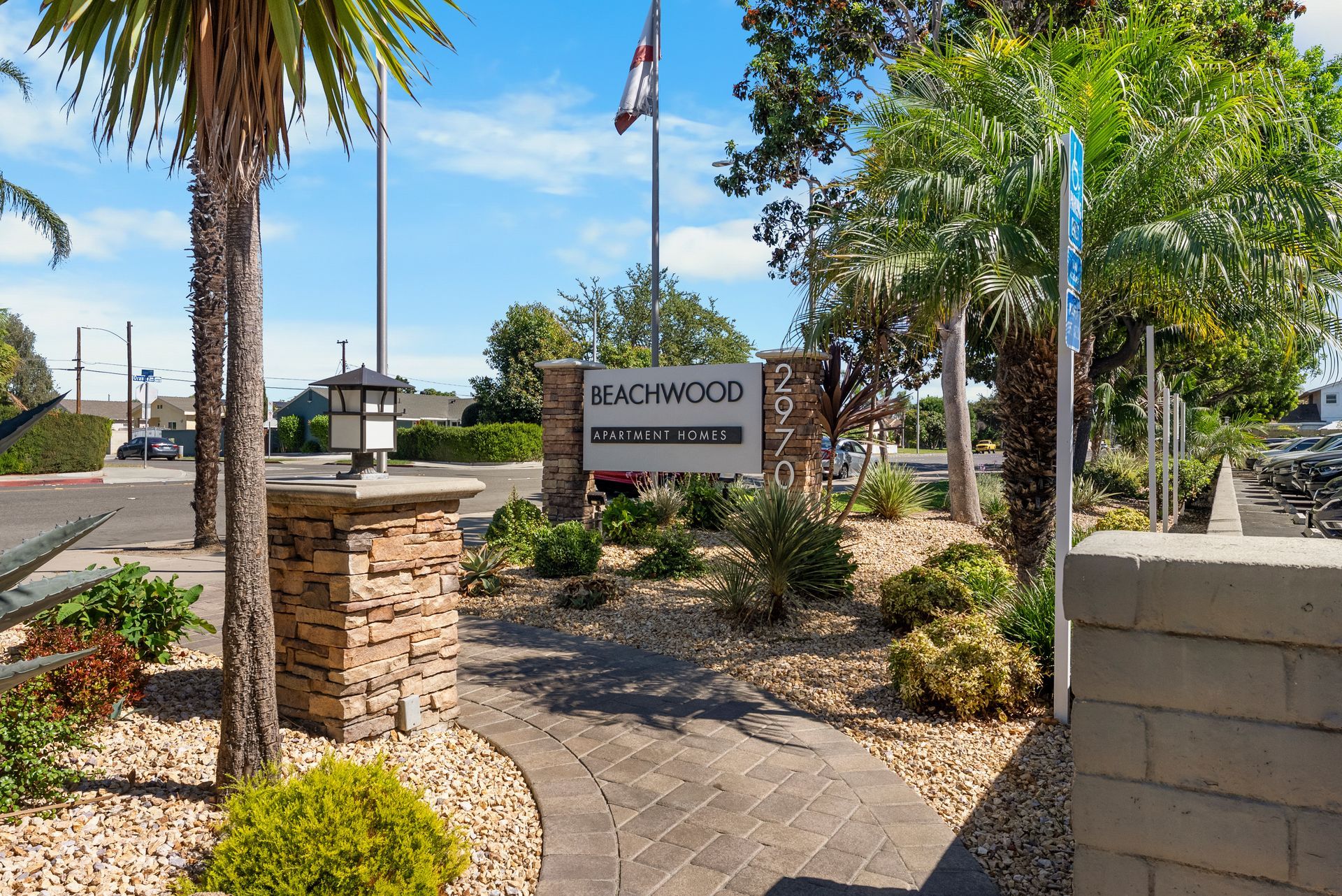 beachwood sign