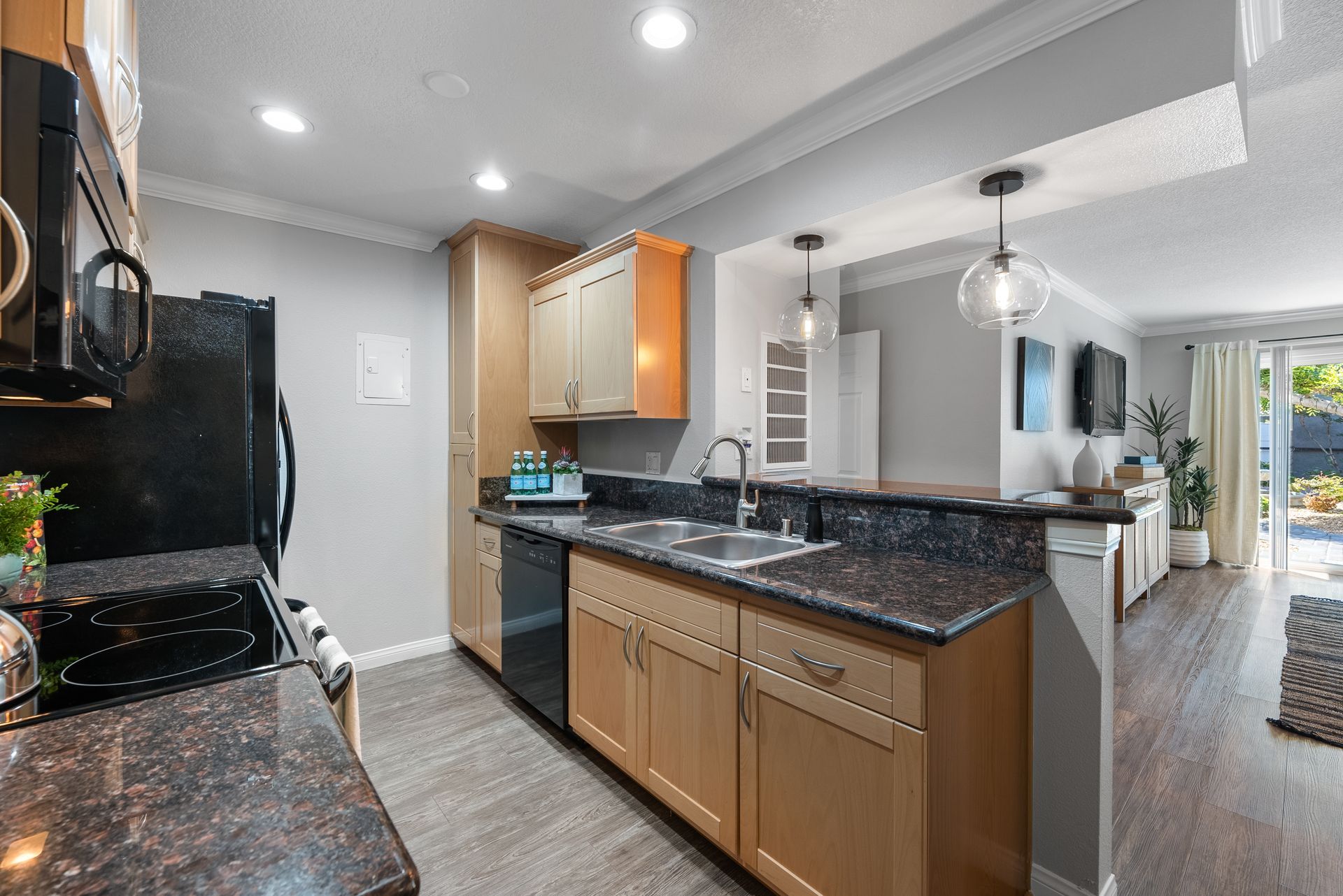 Kitchen cabinets