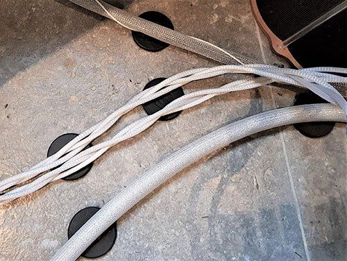 Couplers used as cable supports