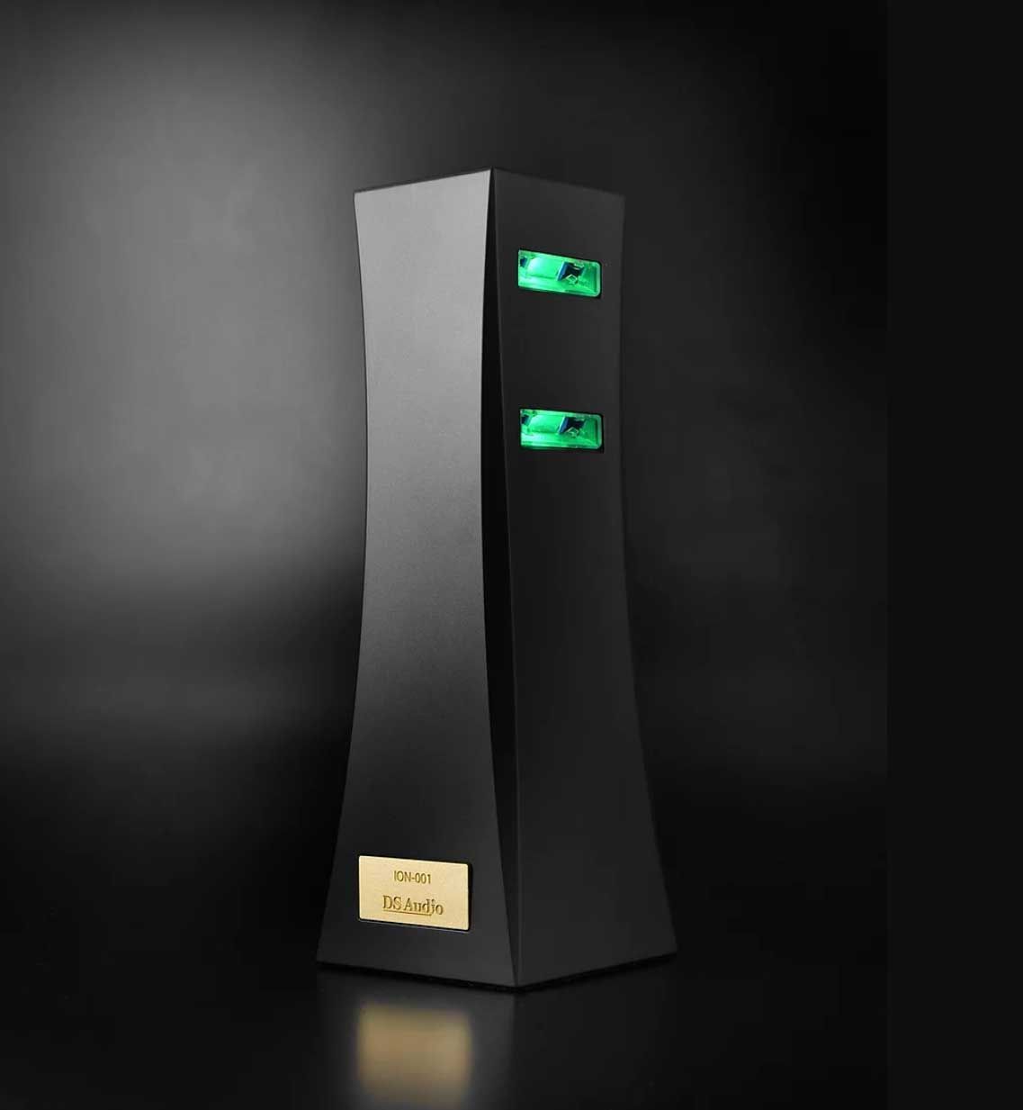 DS Audio DS-001 ioniser