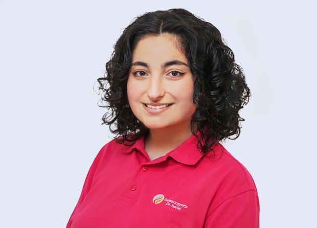 Begüm Kuzugüden, Zahnarztpraxis Meinerzhagen