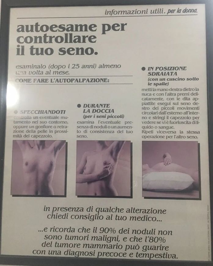 Opuscolo italiano vintage sull'autoesame del seno con immagini e il titolo