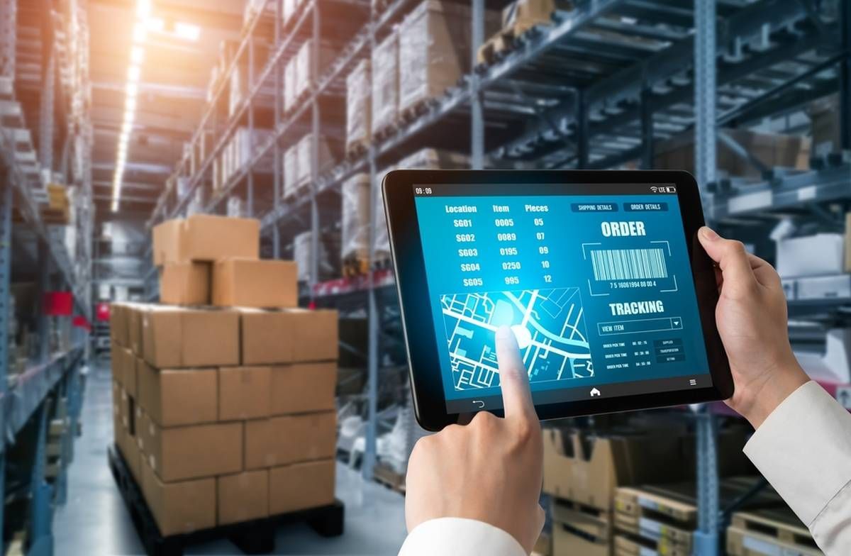 Optimiser la chaîne d’approvisionnement et la communication client grâce à un service tout-en-un log