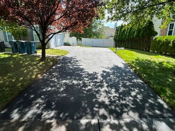 Freshly installed asphalt driveway by MT Paving & Concrete in Bristol, PA