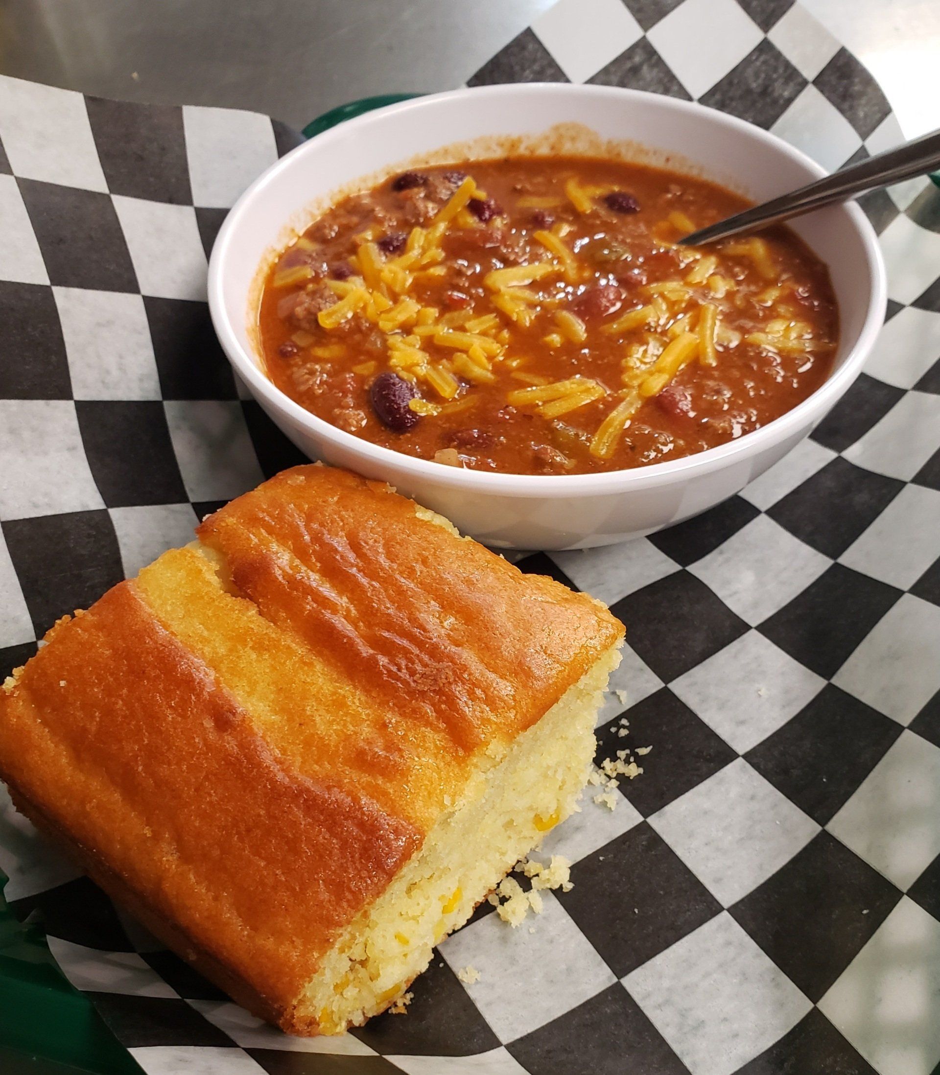Chili with Cornbread