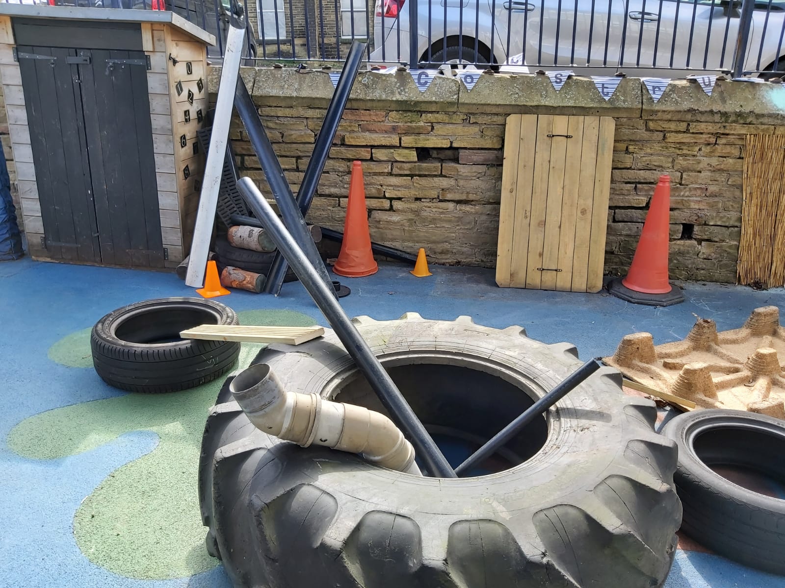 bridge end house nursery brighouse fixby