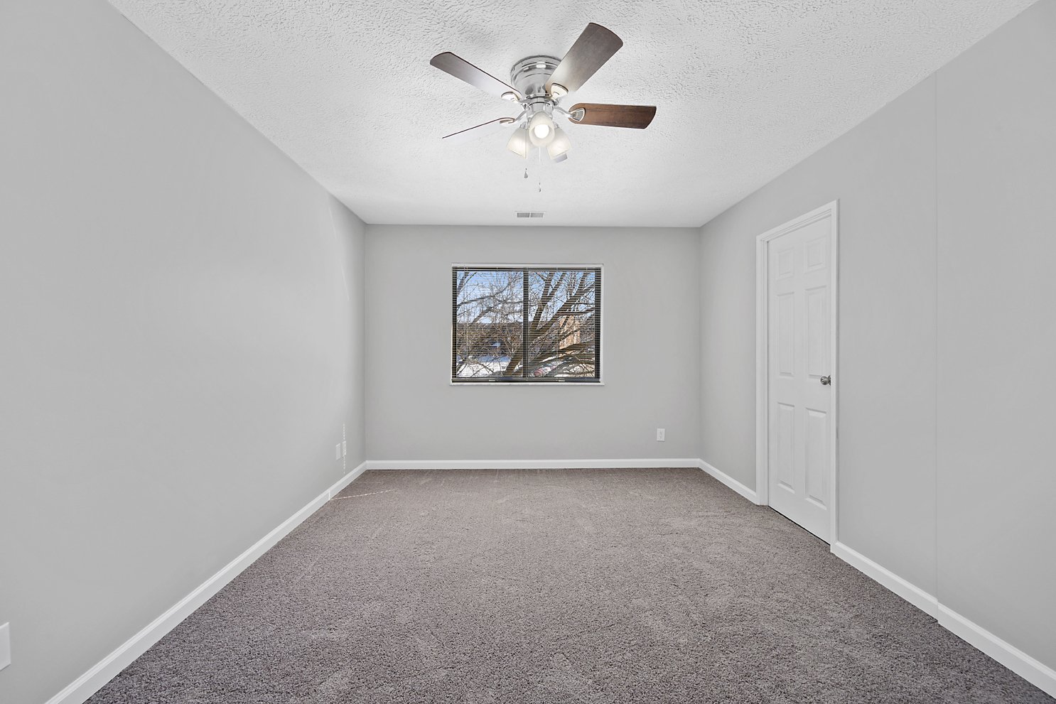 Venture Adds Skyridge Apartments