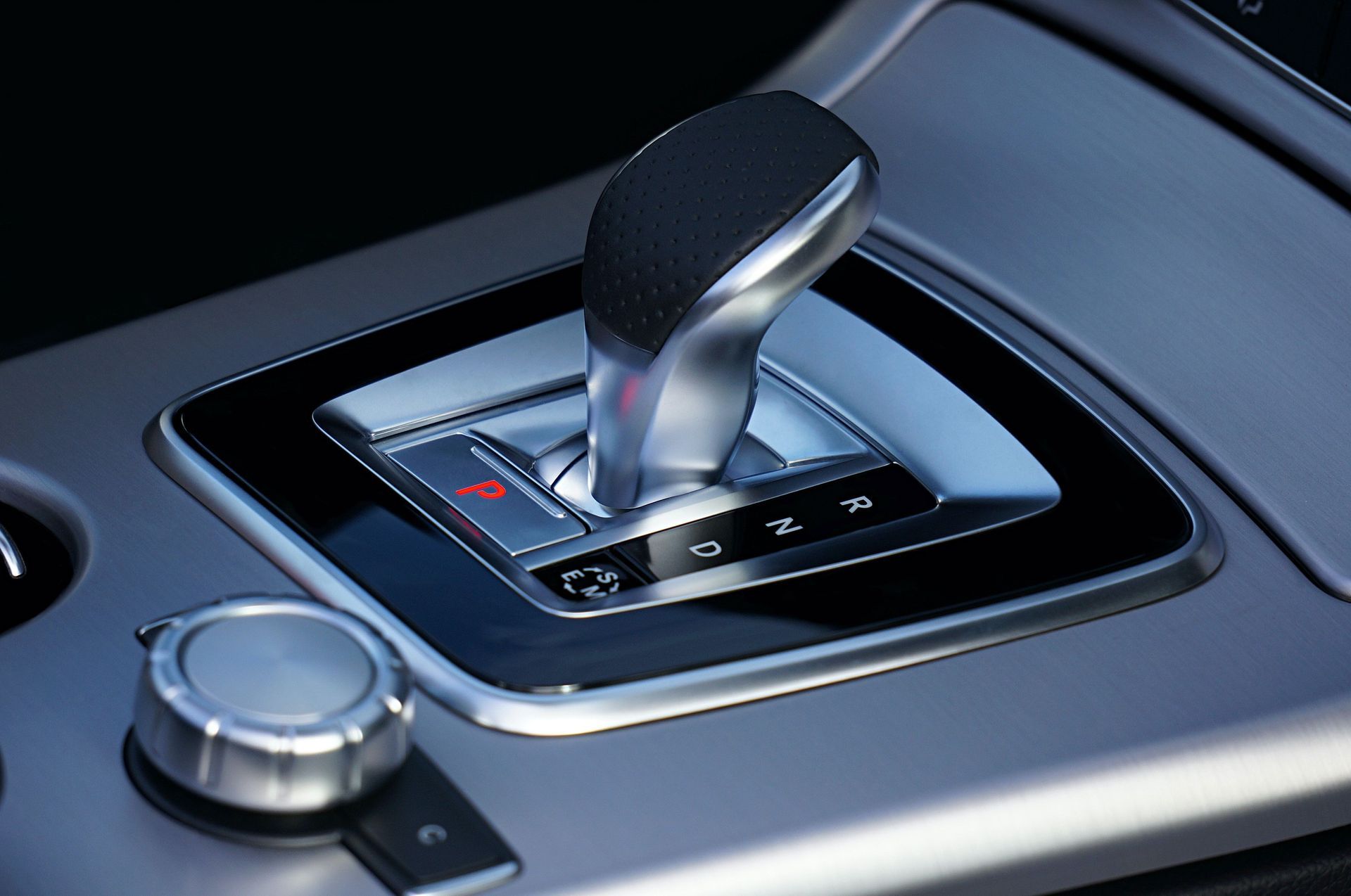 Signs Your Audi Needs a Transmission ServiceSigns Your Audi Needs a Transmission Service