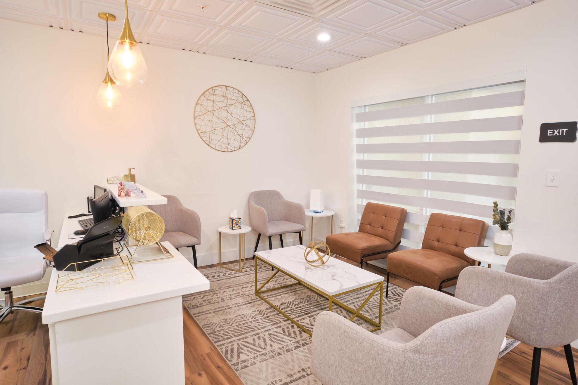 Comfortable reception area image