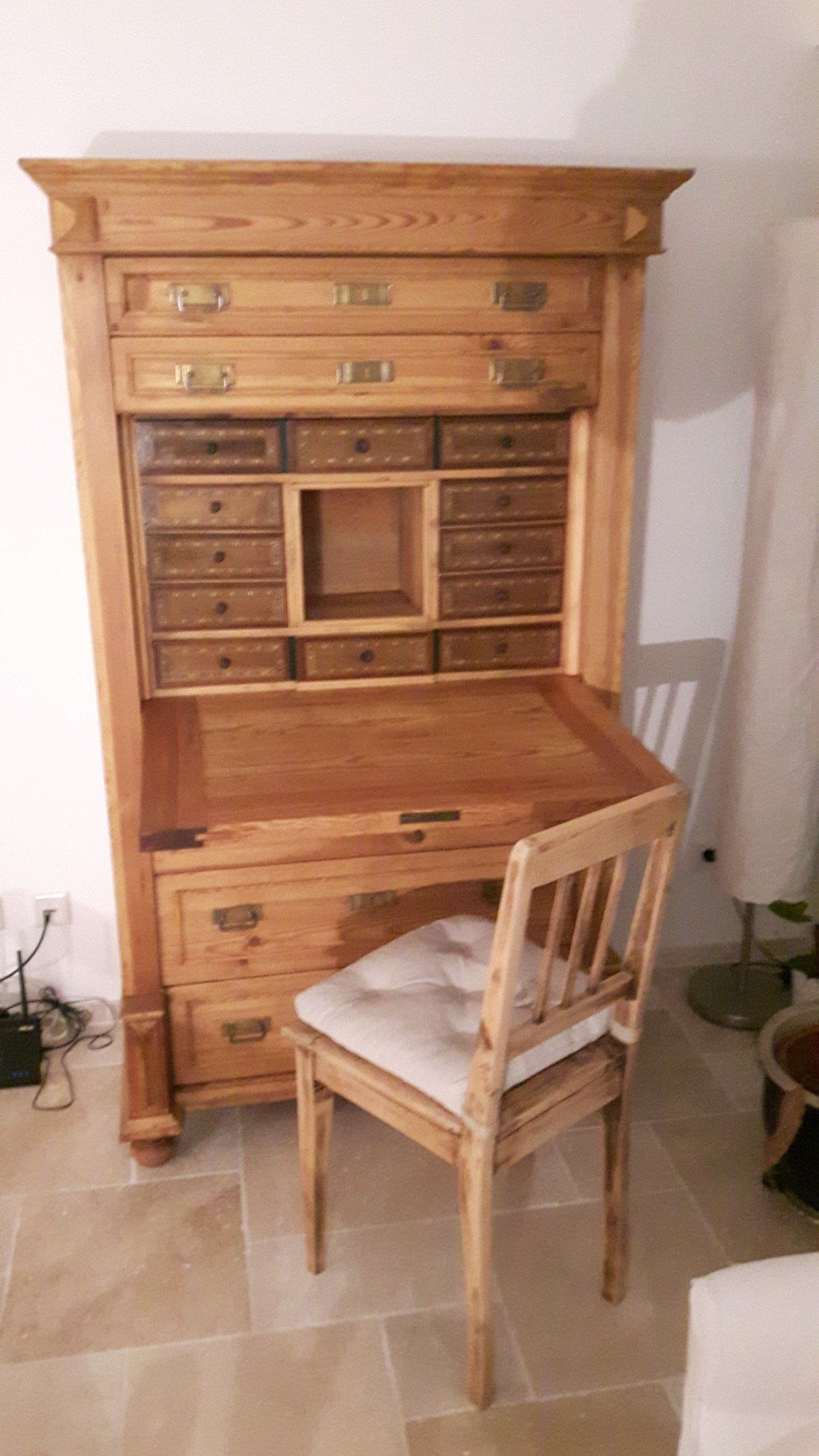 Holzcleanic Giessen: Schrank nachher