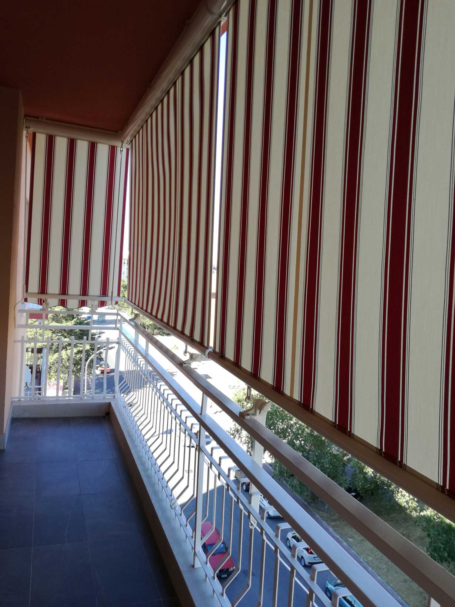 tenda da sole a righe