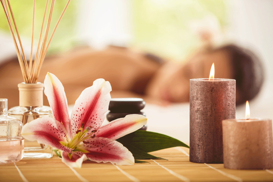 Aromatherapy Massage — Normal, IL — Head To Toe Family Massage Aromatherapy Massage — Normal, IL — Head To Toe Family Massage