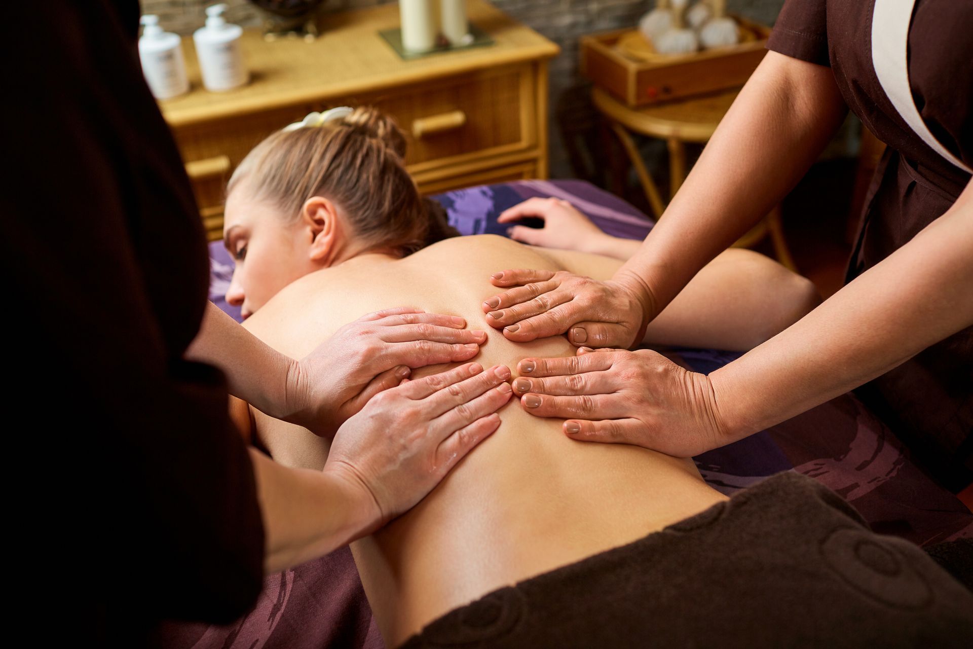 Four Hand Massage — Normal, IL — Head To Toe Family Massage Four Hand Massage — Normal, IL — Head To Toe Family Massage