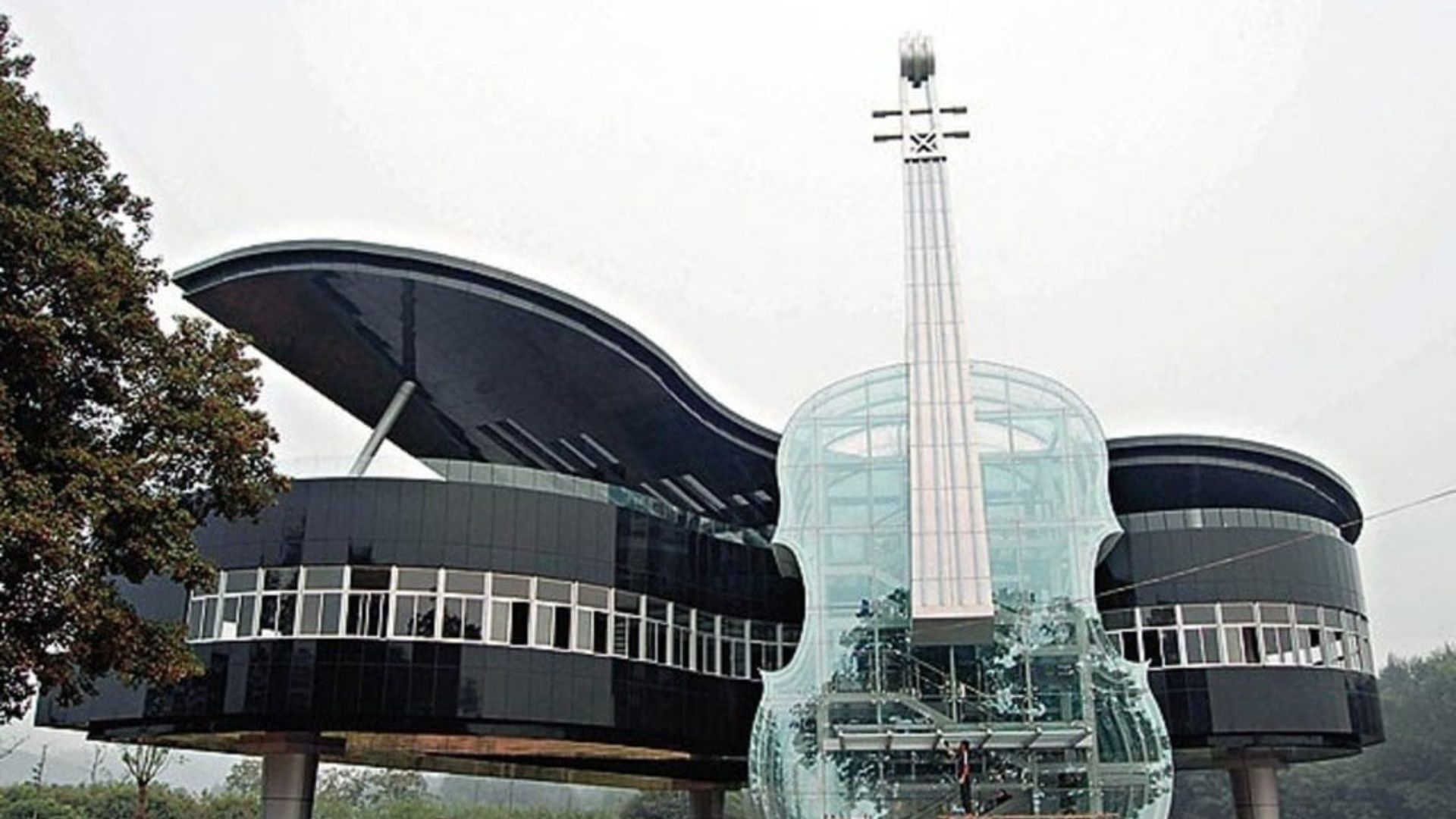 A building that looks like a violin and a piano
