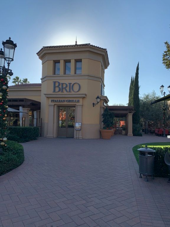 A large building with the word brio on it