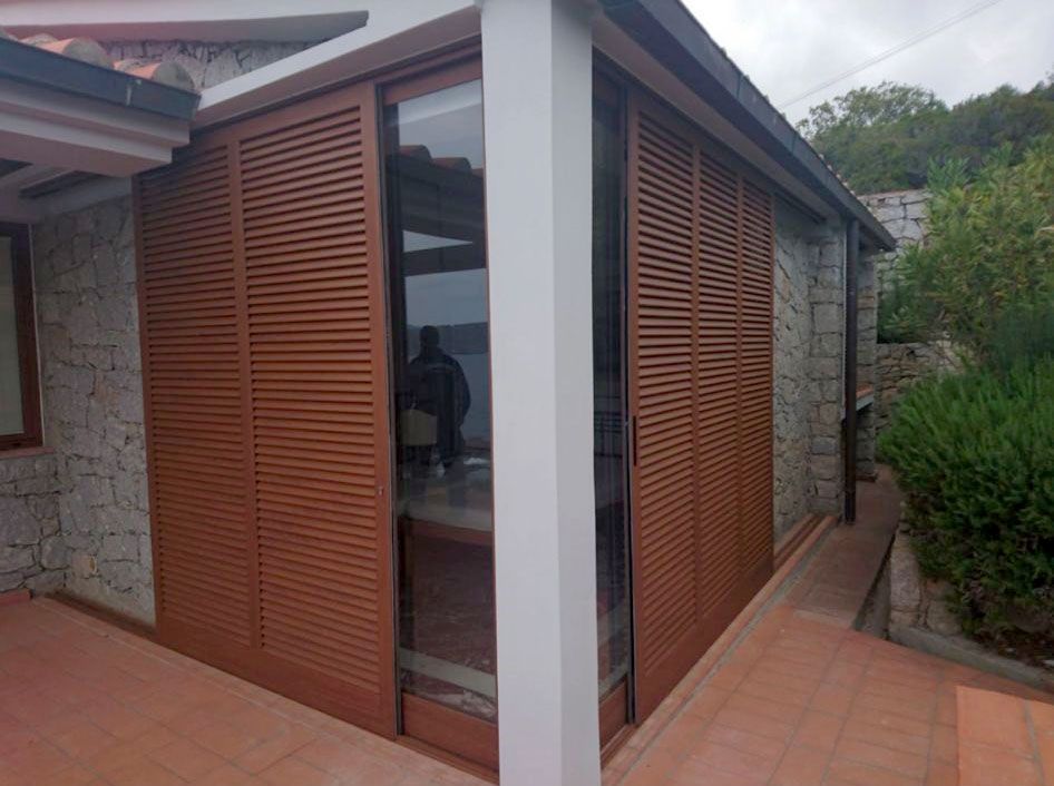 porte finestre in legno e alluminio