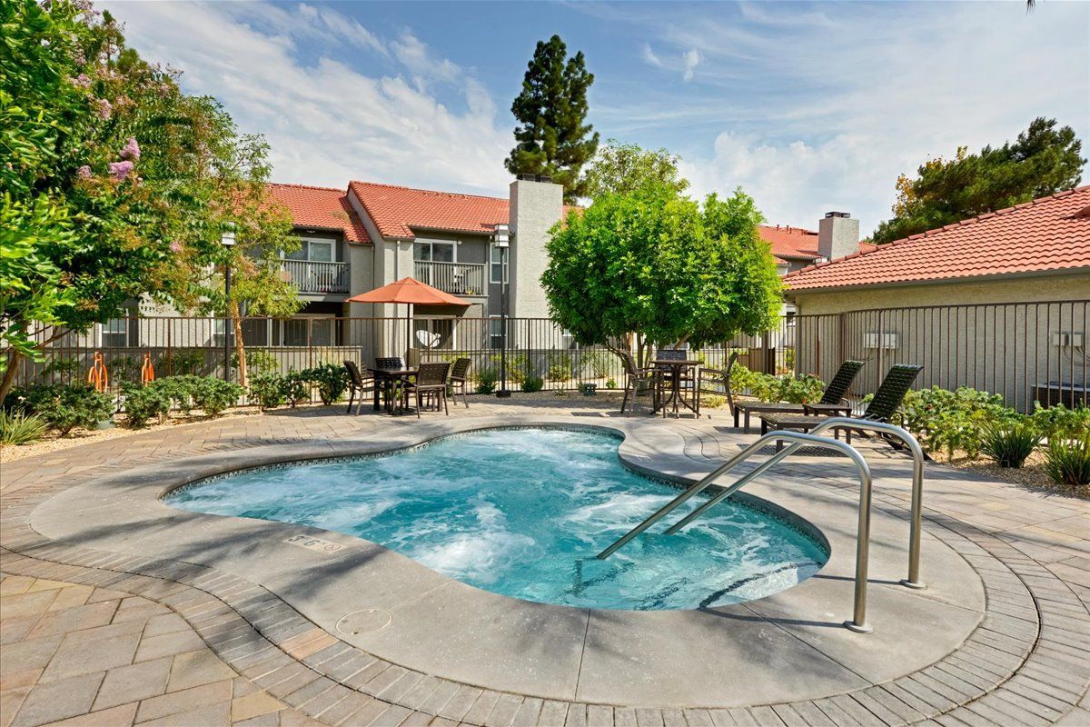 Corona Pointe resort pool