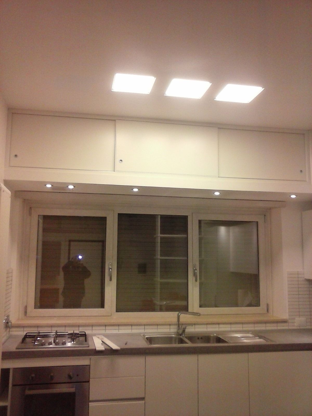 cucina bianca in legno