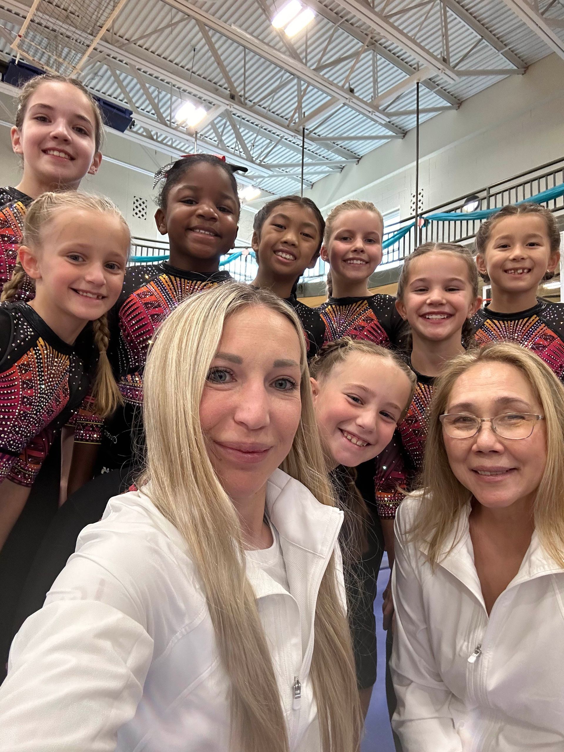 team girls with coach