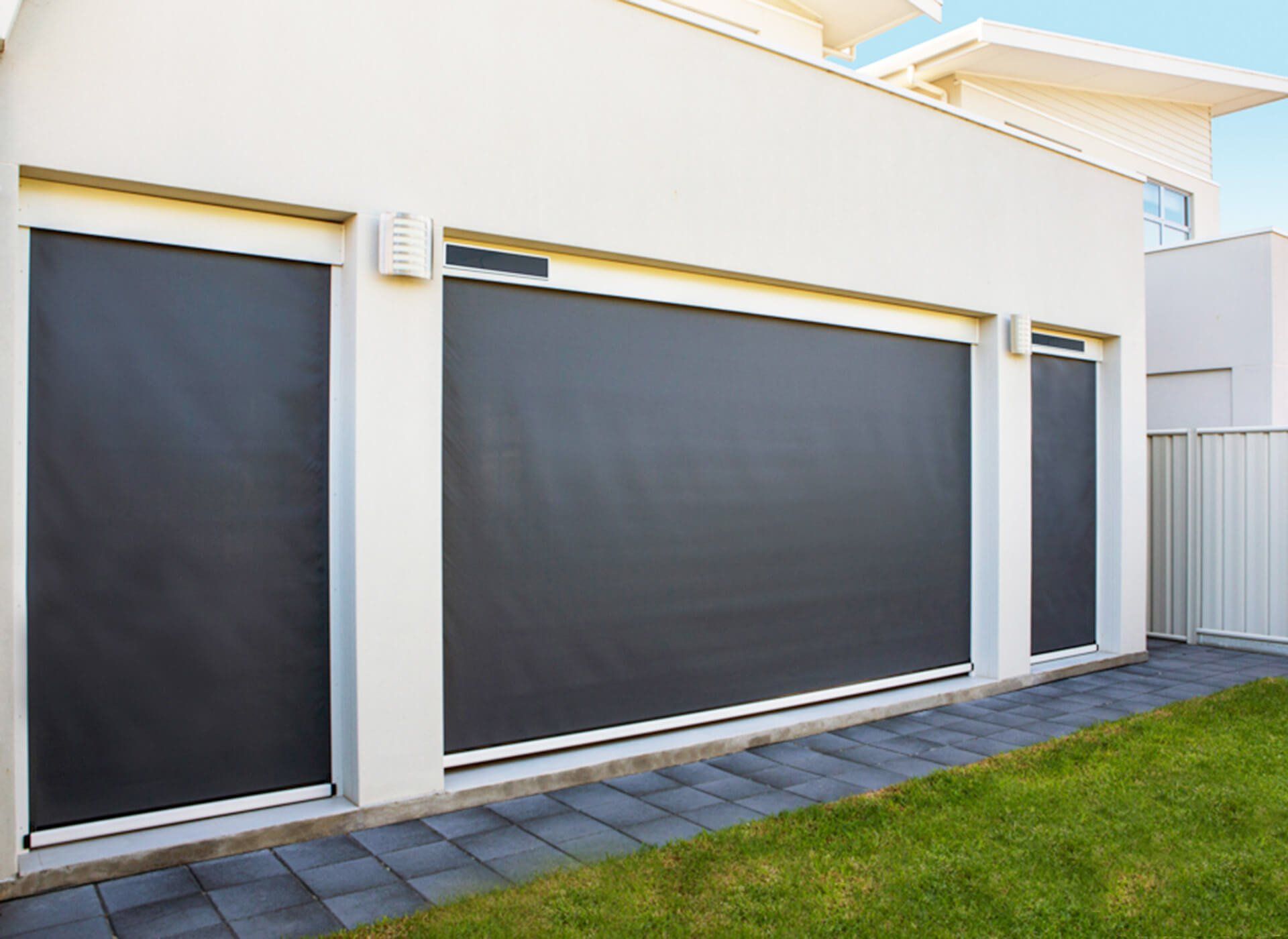 Ziptrak Blinds from Sunraysia Outdoor Blinds