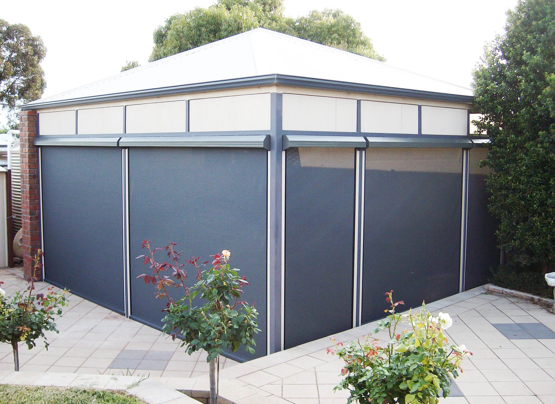 Ziptrak Blinds from Sunraysia Outdoor Blinds